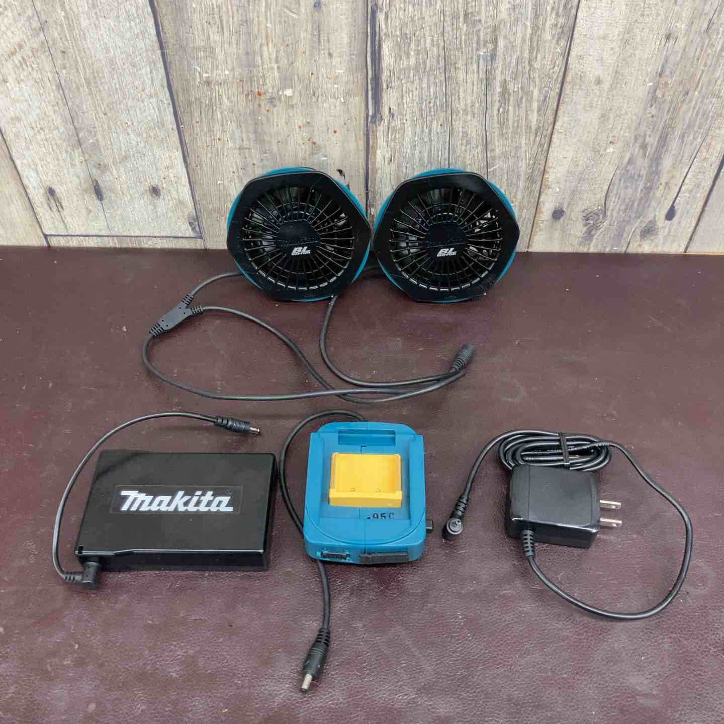 〇Snap-on/スナップオン 充電式コンバーチブル LEDライト ECARB042AJ