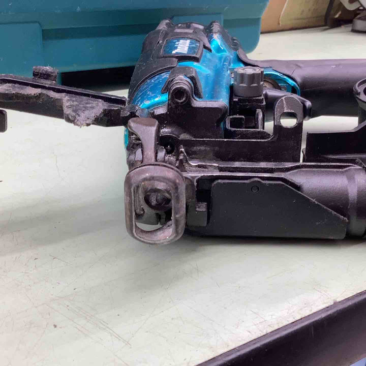 ★マキタ(makita) 高圧エアネジ打ち機 AR411HRM【越谷店】