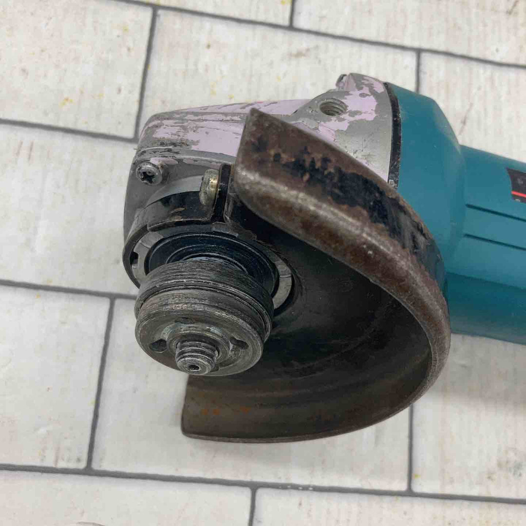☆マキタ(makita) ディスクグラインダ 低速高トルク ブレーキ付 100mm 9533BLA【所沢店】