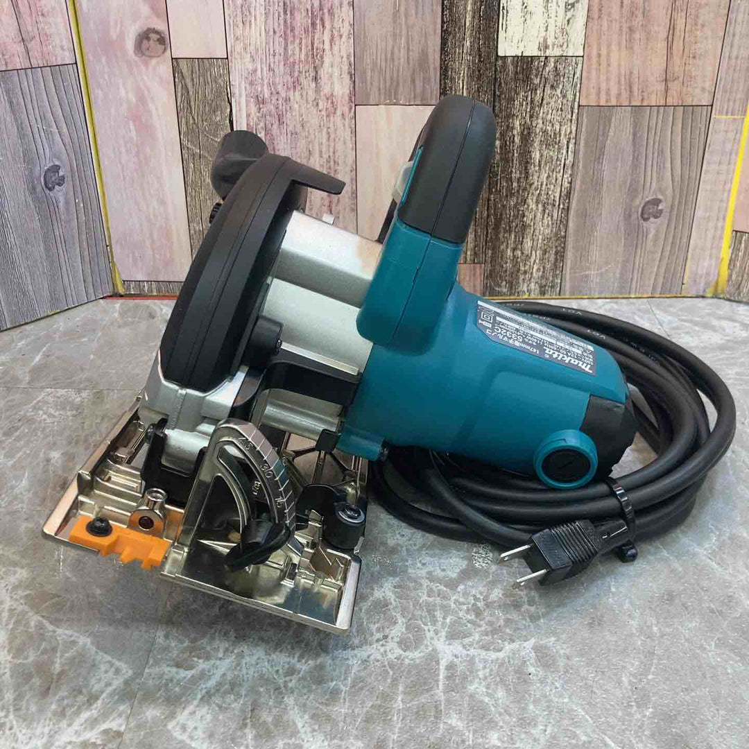 【中古品】★マキタ makita 147mm 電子マルノコ 5332C 本体のみ【八潮店】