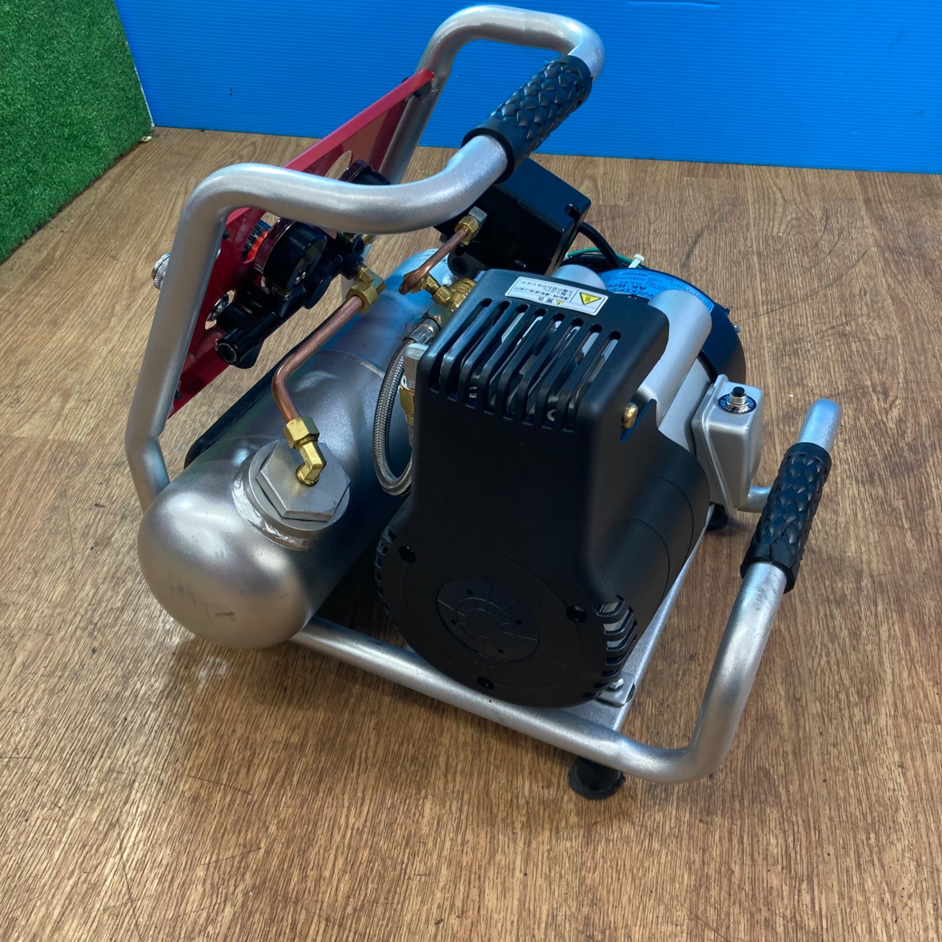 ☆マックス(MAX) 常圧専用エアコンプレッサ AK-820【岩槻店】 – アクト