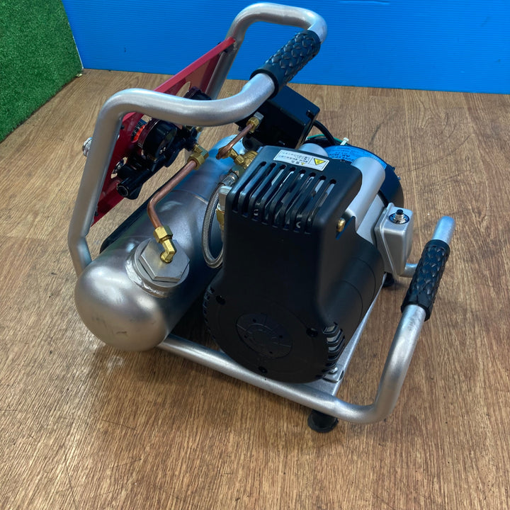 ☆マックス(MAX) 常圧専用エアコンプレッサ AK-820【岩槻店】