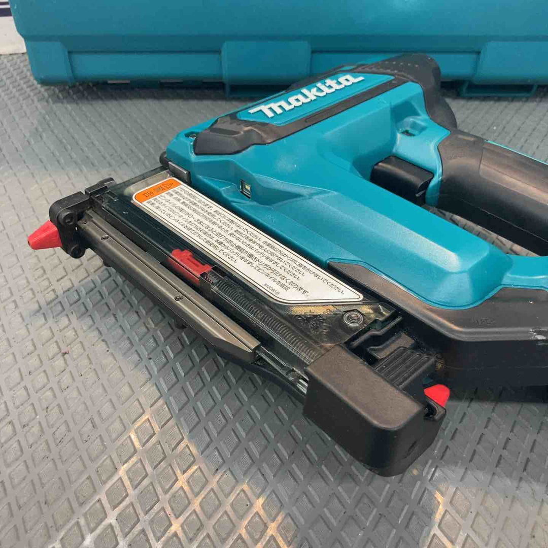 【中古品】マキタ(makita) コードレスピンネイラ PT353DZK【所沢店】