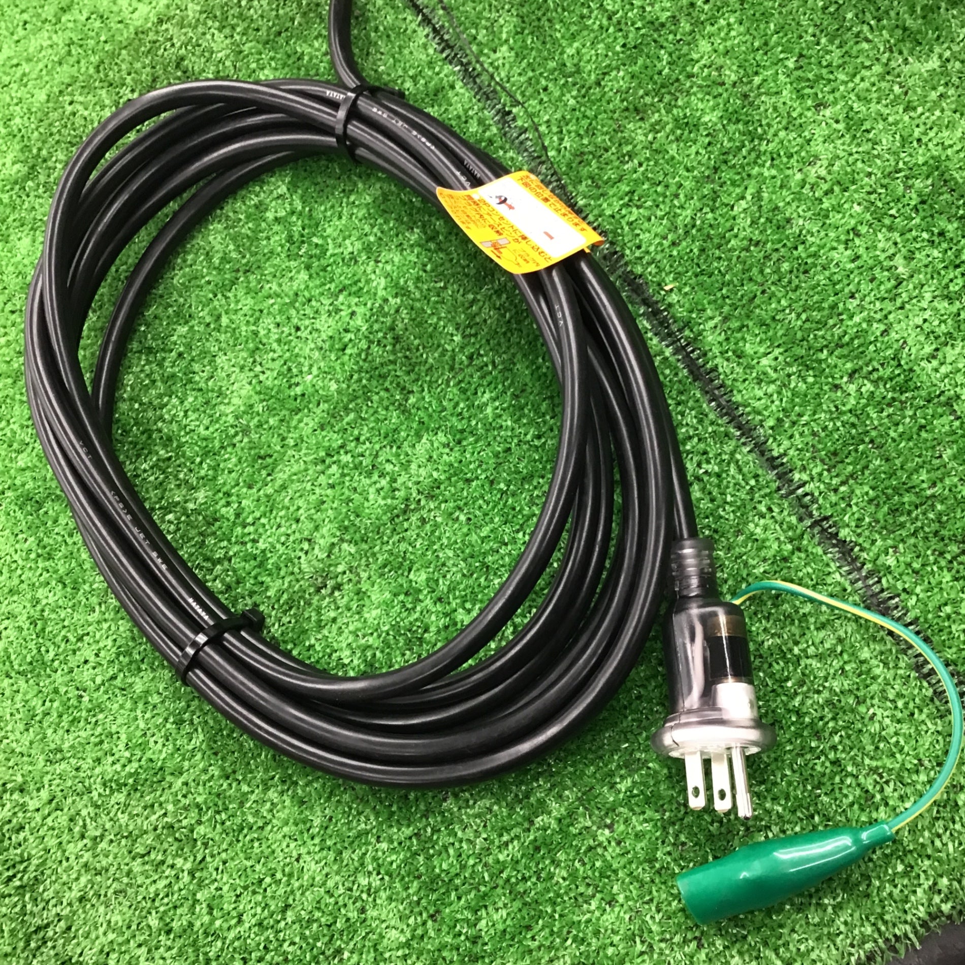 美品中古・驚異の17,000ルーメン!】 ハタヤ HATAYA LED投光器 OHL 美品中古・驚異の17,000ルーメン!】 ハタヤ HATAYA LED投光器 OHL