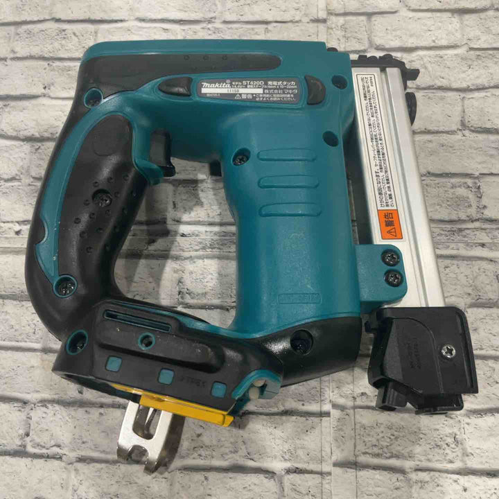 ☆マキタ(makita) コードレスタッカ ST420DZK【川口店】
