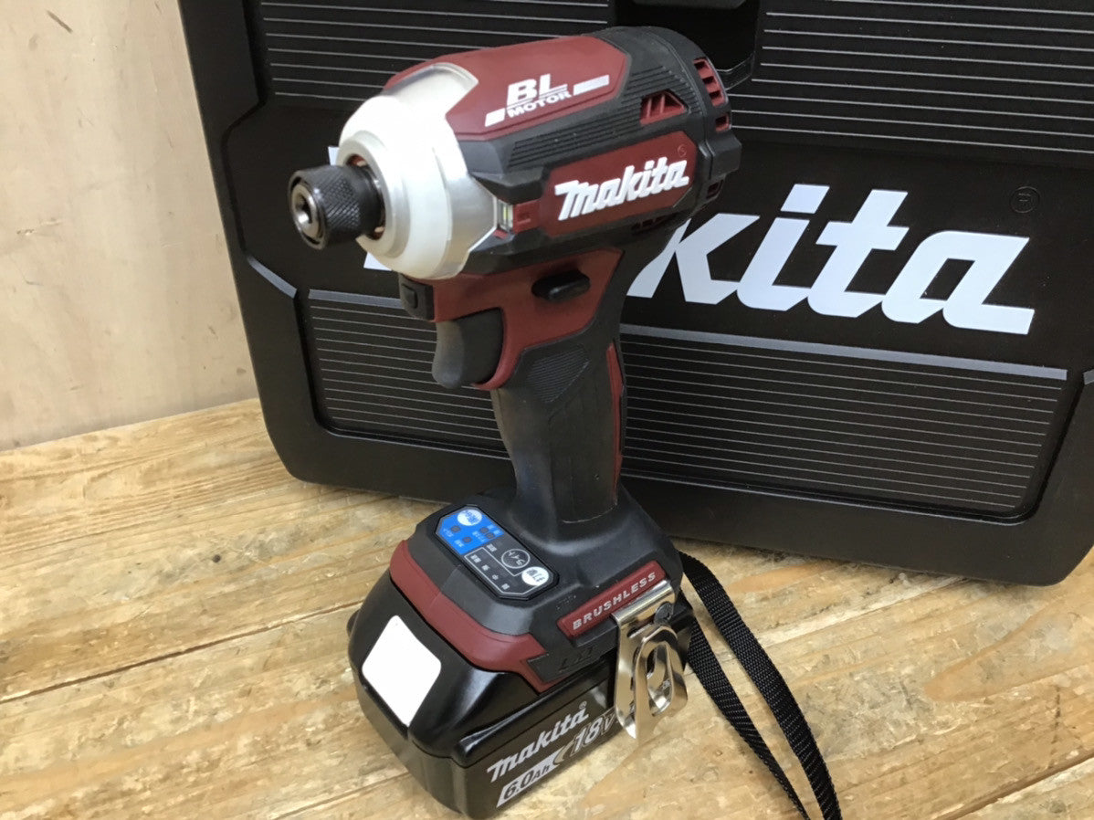 未使用品】 マキタ/makita コードレスインパクトドライバー TD171DGXAR