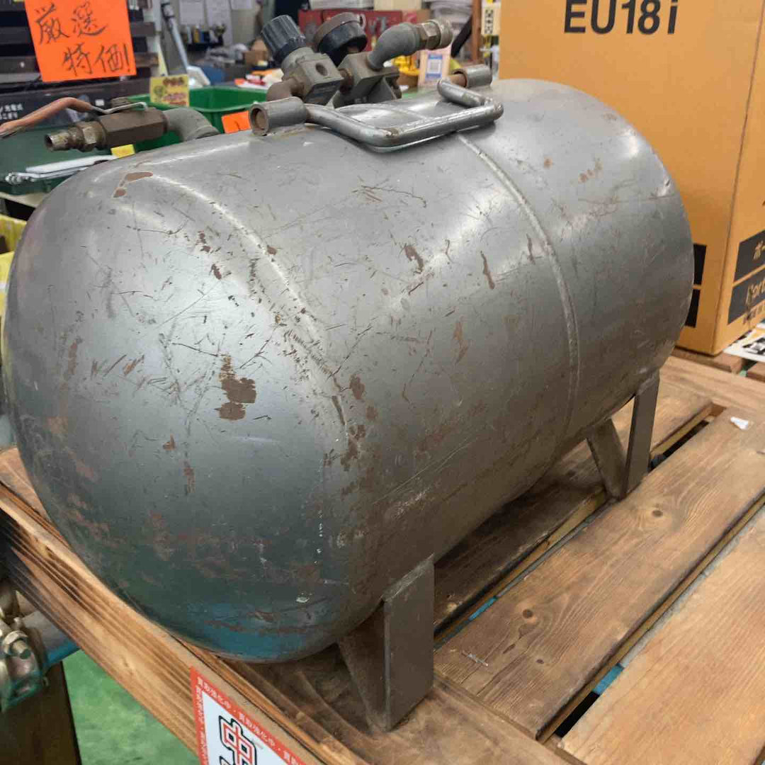 マックス(MAX) 常圧エアータンク 30L AK-T30R 【桶川店】