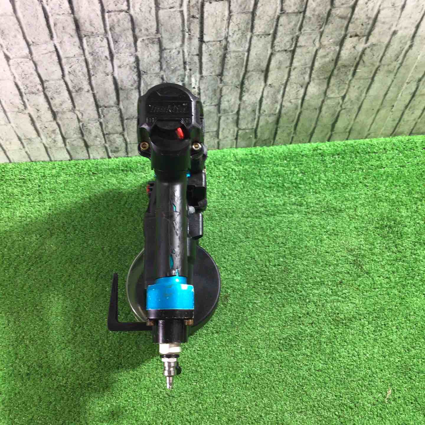 ☆マキタ(makita) 高圧エアネジ打ち機 AR412HRM 動作確認済【川口店