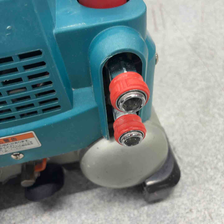 ★マキタ(makita) エアコンプレッサー AC461XS【八潮店】