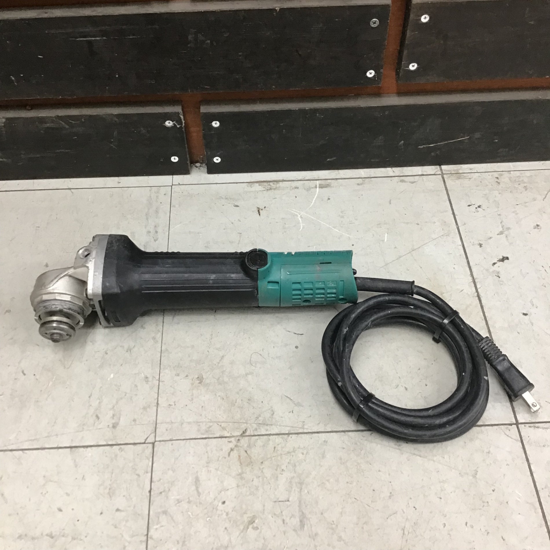 現状品】 リョービ/RYOBI ディスクグラインダー G-110P 【鴻巣店