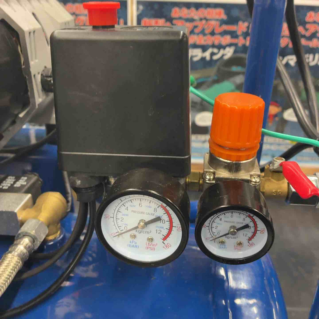 【店頭受取り限定】イリイ　２馬力 オイルレスエアーコンプレッサー３９Ｌ　TR-303EC【藤沢店】