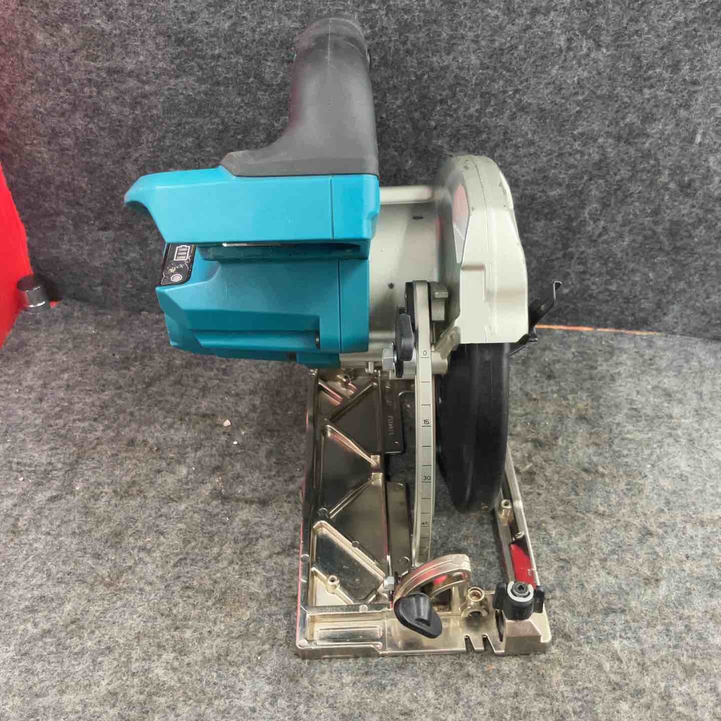 ☆マキタ(makita) コードレス丸のこ HS631DZ【鴻巣店】 – アクトツール