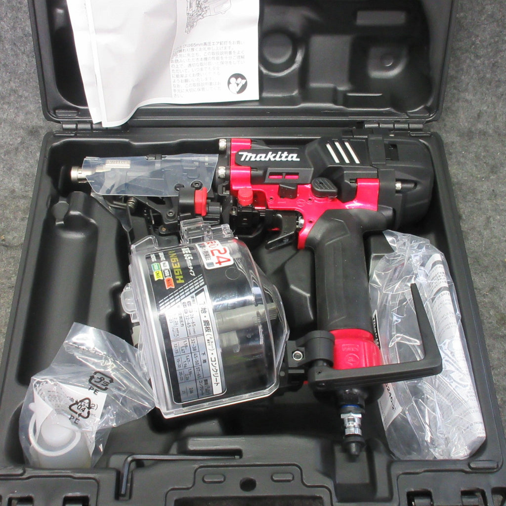 Makita - T a T出品です。マキタHS631D釘打ち機セット Makita - T a T出品です。マキタHS631D釘打ち機セット HS631D