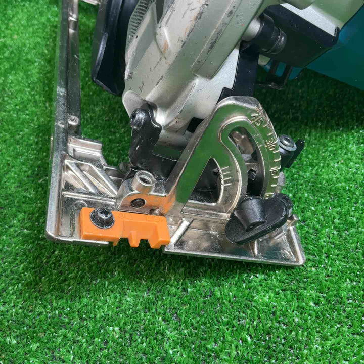 【中古品】マキタ(makita) 電気マルノコ HS6301【藤沢店】