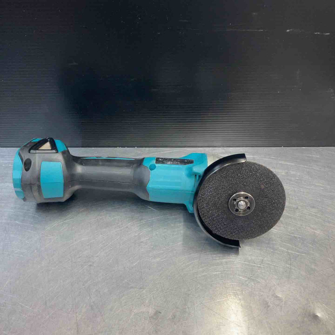 【中古品】 マキタ(makita) 18V 100mmコードレスディスクグラインダー GA404DZ 本体のみ 【東大和店】