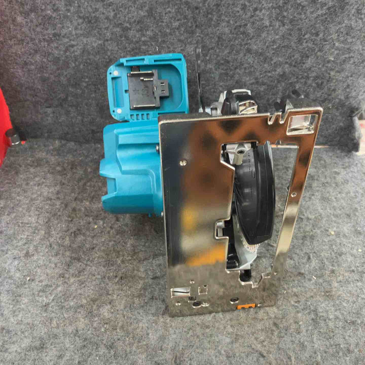 ★マキタ(makita) コードレス丸のこ HS631DZS【鴻巣店】