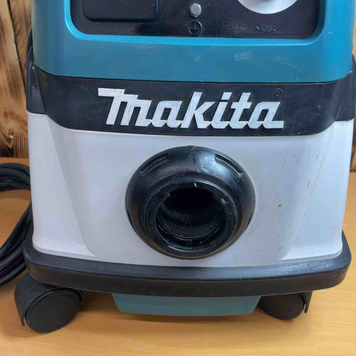 ★マキタ(makita) 集じん機 乾湿両用 483(P) 動作確認済み 本体のみ【越谷店】
