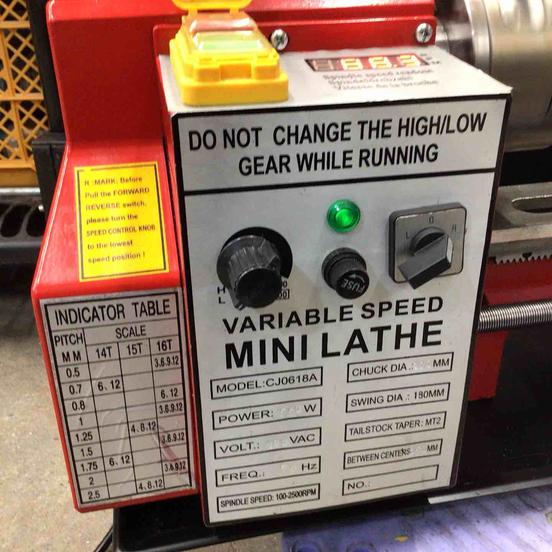 【店頭受取り限定】【中古品／店頭受取り限定】卓上小型旋盤 CJ0618A MINI LATHE ミニ旋盤 回転動作のみ確認 旋盤【八潮店】