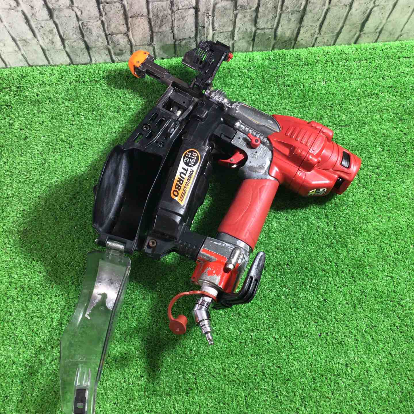 ☆マックス(MAX) 高圧エアネジ打ち機 HV-R41G4 動作確認済【川口店