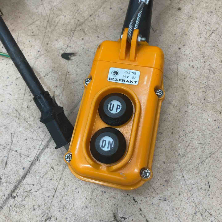 【中古品/店頭受取り限定】象印(ELEPHANT) 電動チェーンブロック SA型 耐荷重0.5t(500kg) 100V【東大和店】