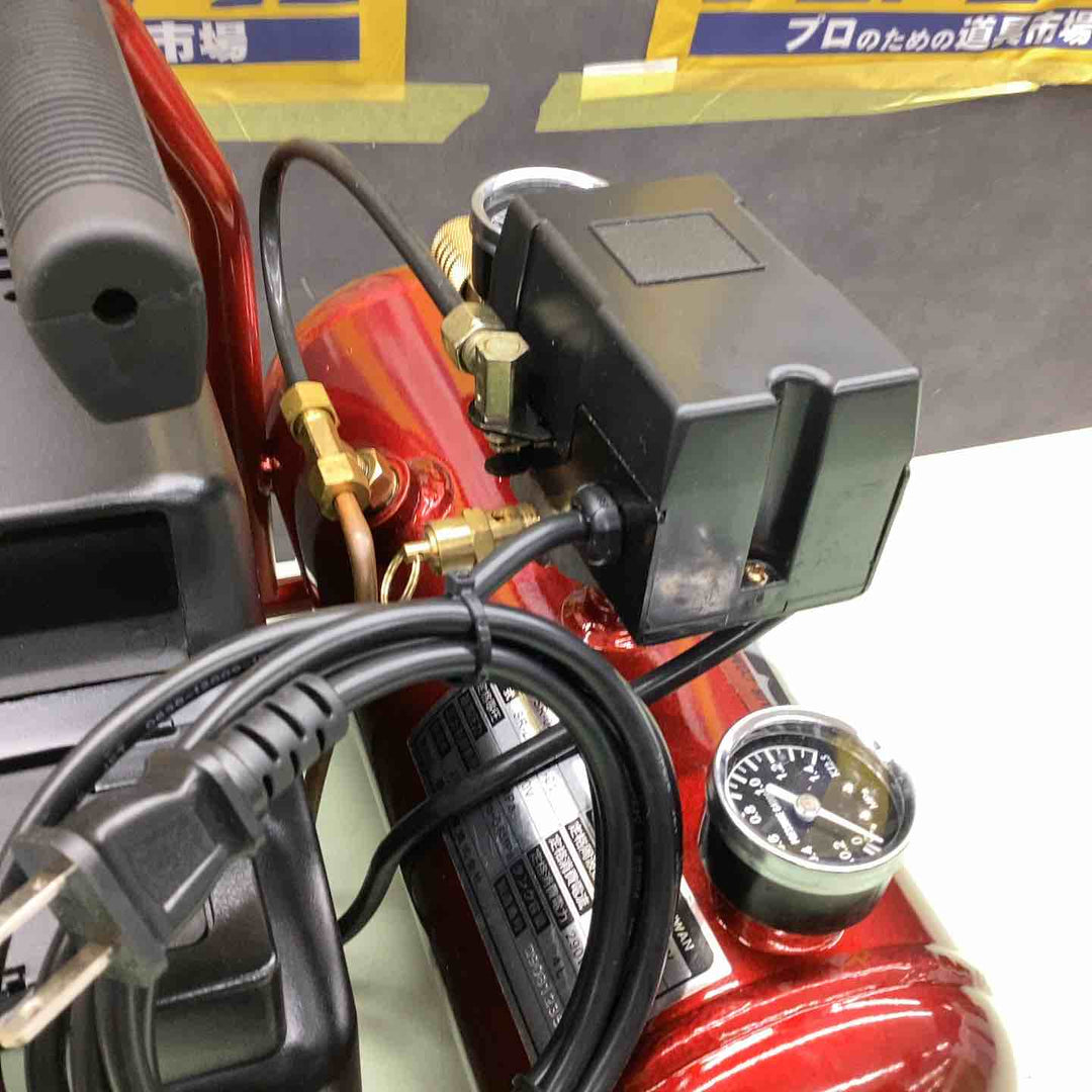 ♪超美品 ◇藤原産業 (SK11) オイルレス エアーコンプレッサー SR-045 タンク容量 4L SR-L04SPT-01【越谷店】