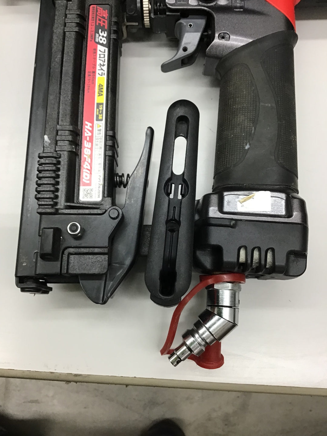 【中古品】★マックス(MAX) 高圧フロアタッカー HA-38F4(D) 【戸田店】