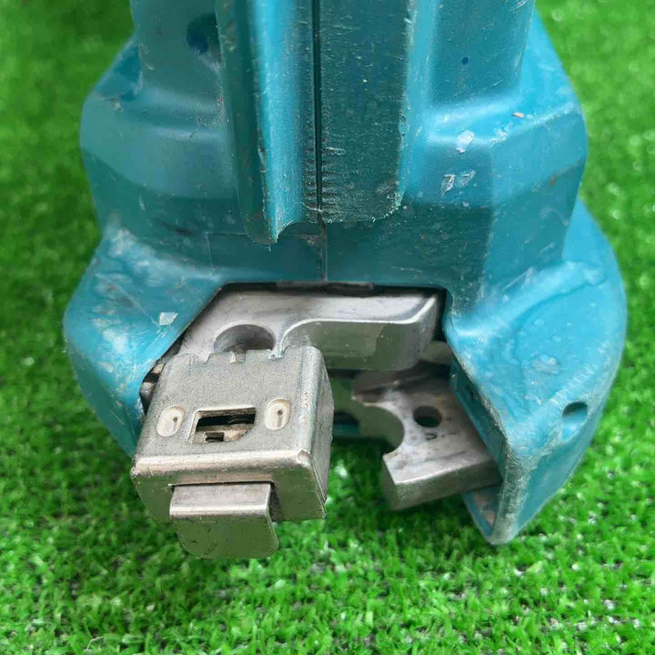 ★マキタ(makita) コードレス全ネジカッター SC101DZ【藤沢店】