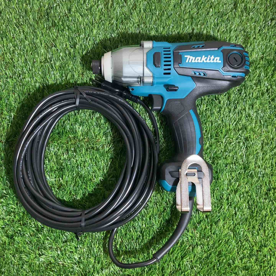 ☆マキタ(makita) インパクトドライバ TD0220【戸田店】