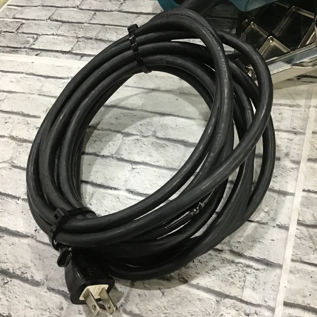 ★マキタ(makita) 際切丸のこ 5840BA【川口店】