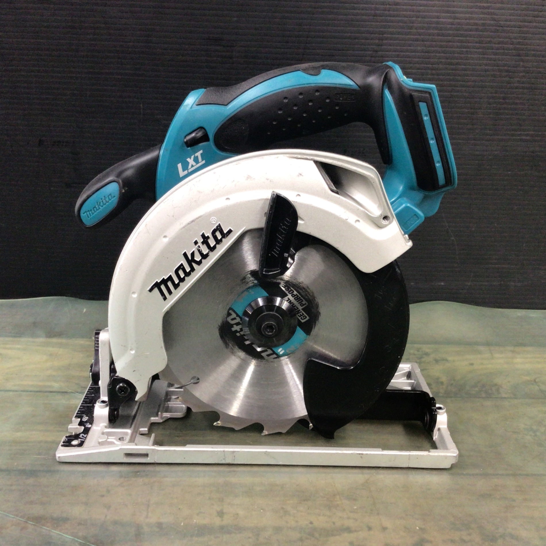 makita/マキタ 18Vコードレス丸ノコ XSS02 【東大和店】 – アクト