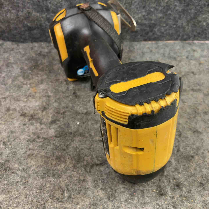 【現状品】★マキタ(makita) コードレスインパクトドライバー TD002GZFY 動作時異音有。打撃ランプ2と3が点灯せず(機能する)。ライト点灯せず。【鴻巣店】