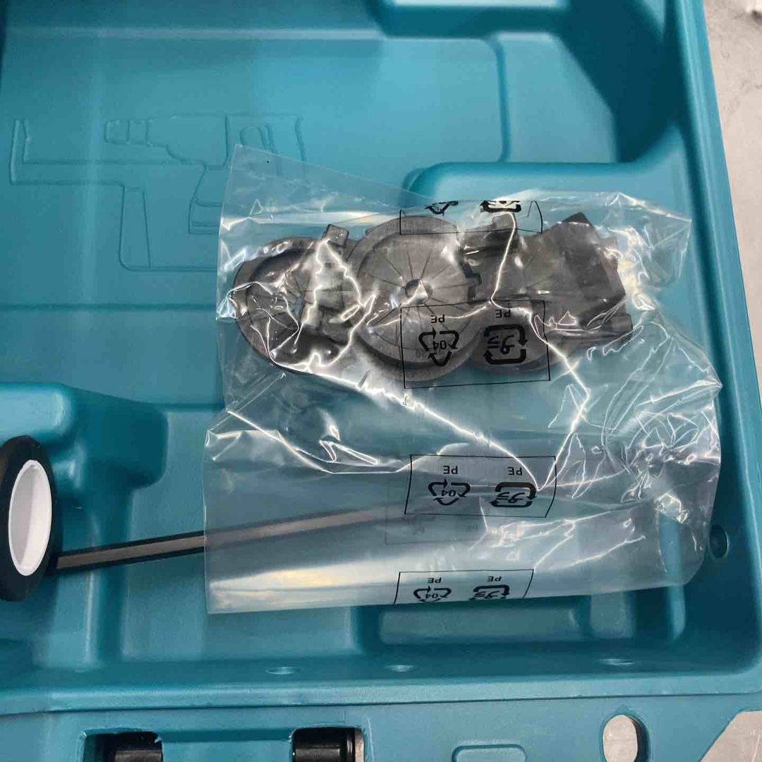 【未使用品(店頭展示品)】 マキタ(makita) 24mmコードレスハンマドリル HR244DZKV 【東大和店】