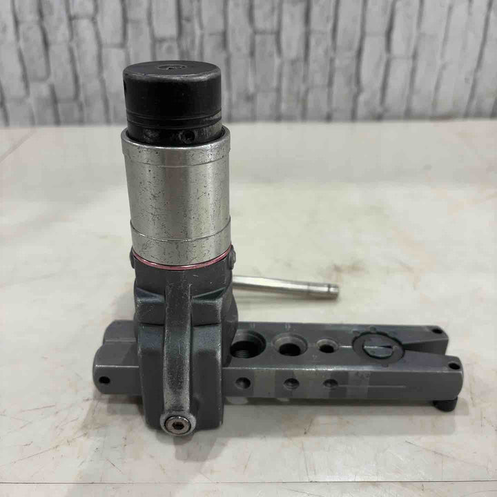 ◇BBK(文化貿易工業) 超軽量フレアツール(シリンダー付) 700-DPC【川口店】