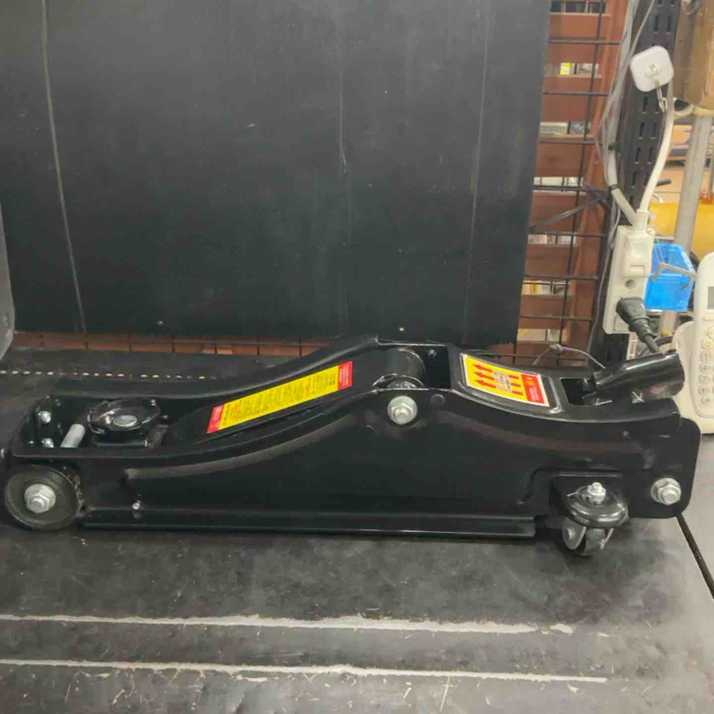 エマーソン EM-511C ローダウンジャッキ 2t EMERSON EMERSON エマーソン ローダウンジャッキ 2t EM-511C草加店