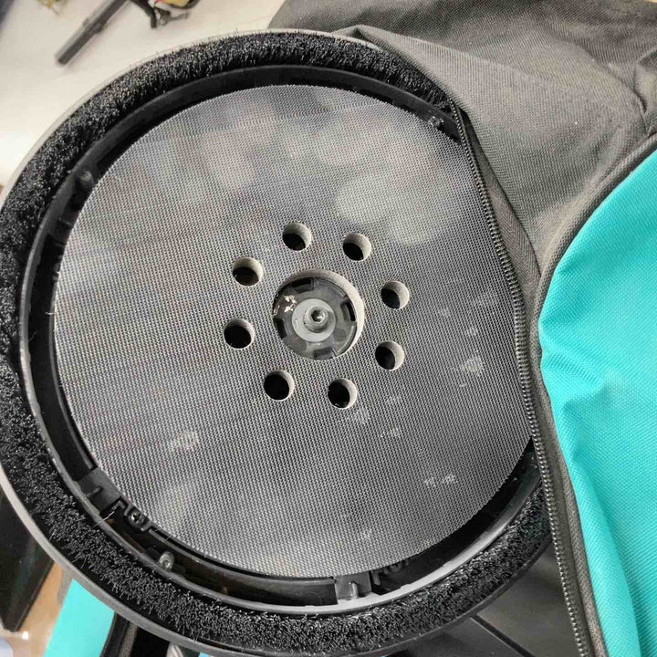 ★マキタ(makita) 18V ドライウォールサンダ SL801DZ 本体のみ 面ファスナー式 本体＋ケース【戸田店】