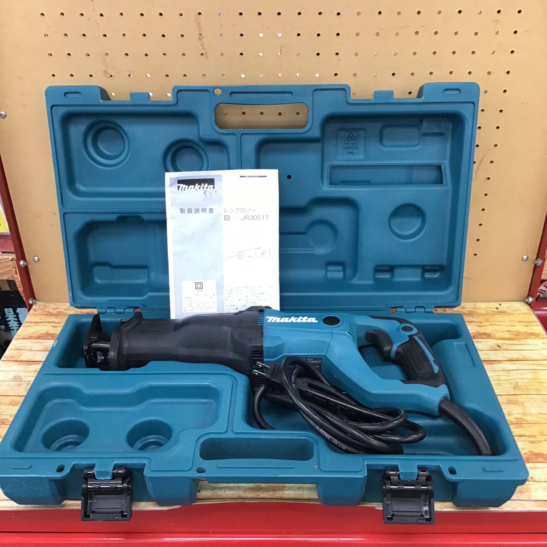 マキタ(makita) レシプロソー JR3051T【川崎店】 – アクトツール マキタ(makita) レシプロソー JR3051T【川崎店】 – アクトツール