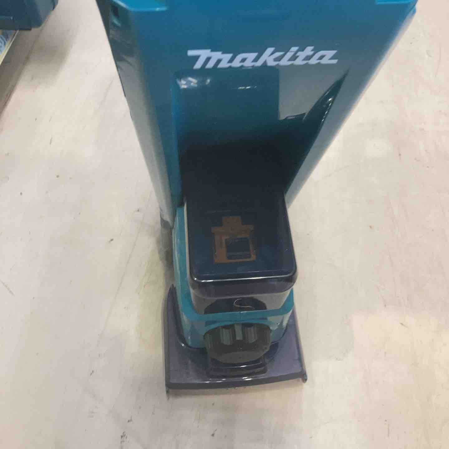 ◇マキタ(makita) コードレス芝刈り機 MLM160DZ 本体のみ【町田店