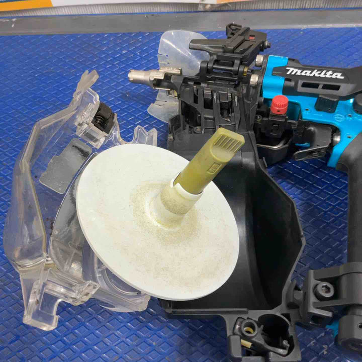 ★マキタ(makita) 高圧エア釘打ち機 AN534HM【草加店】