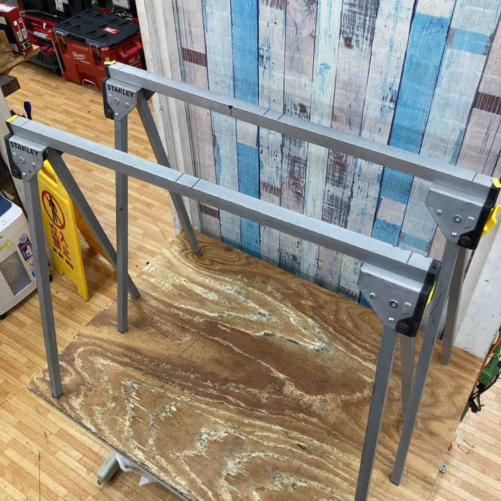 【中古品】スタンレー STANLEY ソーホース 折り畳み式 メタル 2脚１セット 作業台 車止め【柏店】