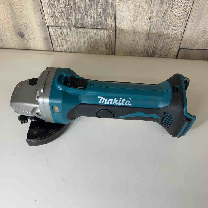 ☆マキタ(makita)14.4V100mmコードレスディスクグラインダー GA400DZ14.4V3.0Ahバッテリのみ使用可【戸田店】