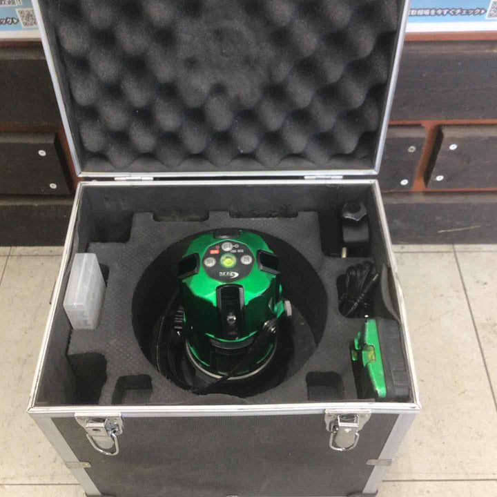 【現状品】 テクノ販売 プラチナグリーンレーザー墨出し器 LTC-G610PD 【鴻巣店】