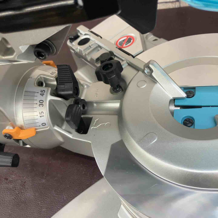 【中古美品】★マキタ(makita) コードレススライドマルノコ LS610DZ 鮫肌【東大和店】