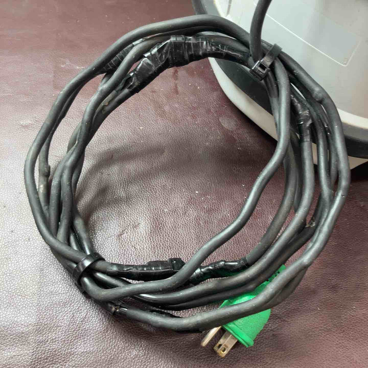 【中古品】 マキタ(makita) 乾式 集じん機 482(P) 【東大和店】
