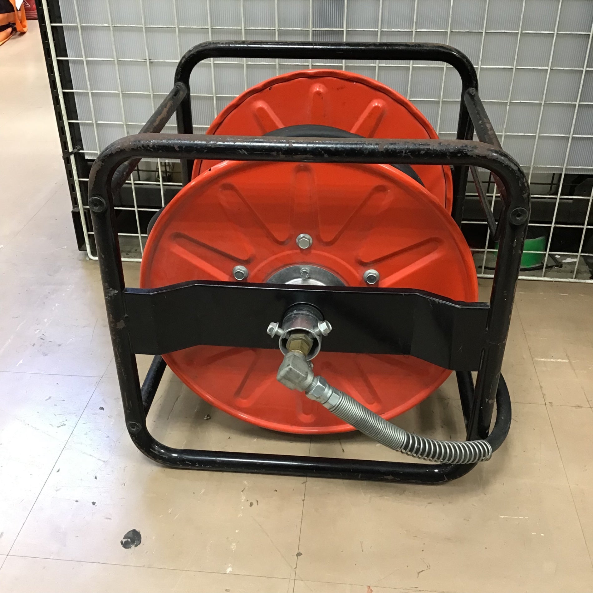 中古品 / 動作品】メーカー不明 精和 ？ 高圧洗浄機 ホースドラム 30m