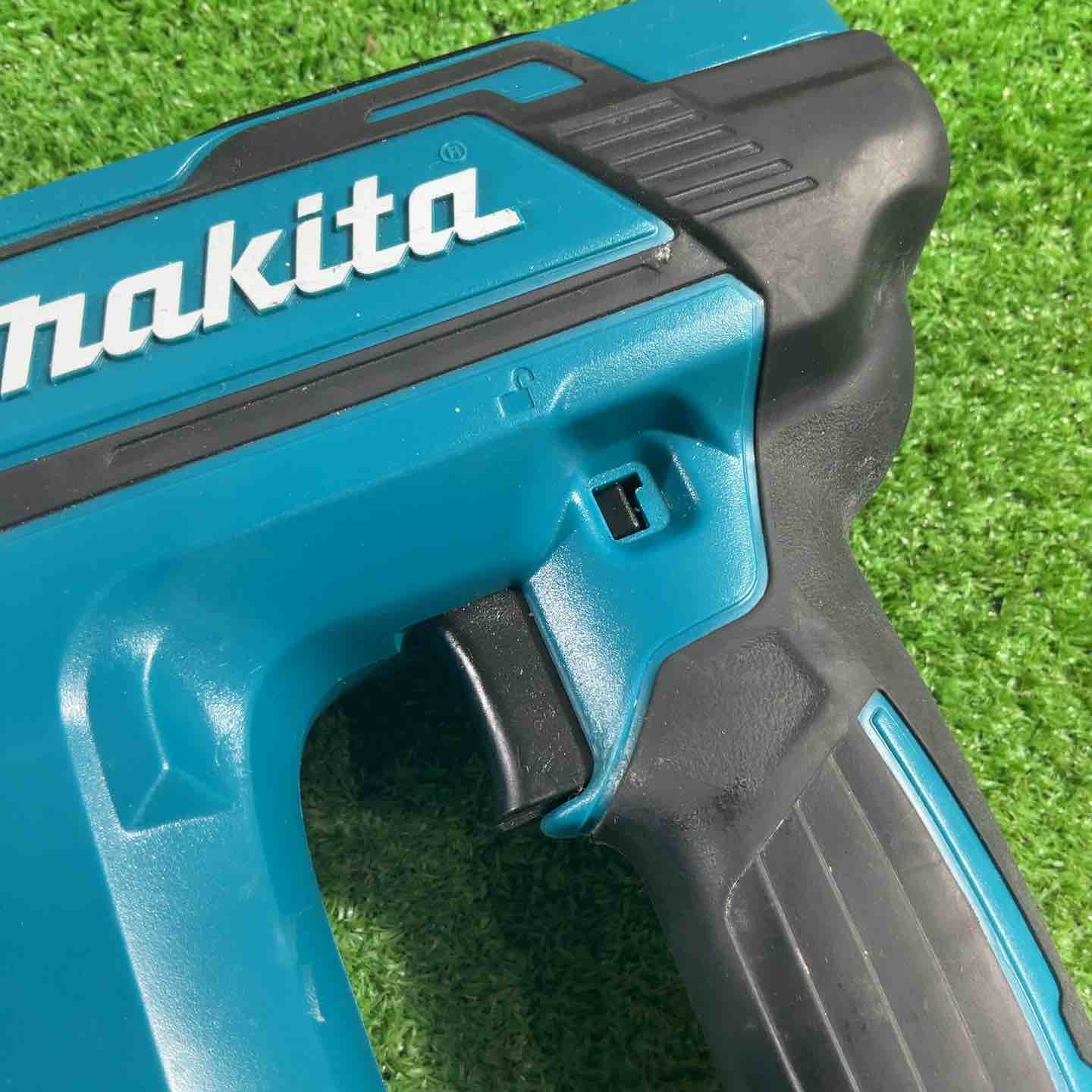 ☆マキタ(makita) コードレスピンネイラ PT353DRG【川口店】 – アクト