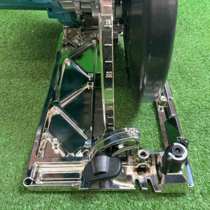 【未使用品】 マキタ(makita) コードレス丸のこ HS001GZ 【藤沢店】
