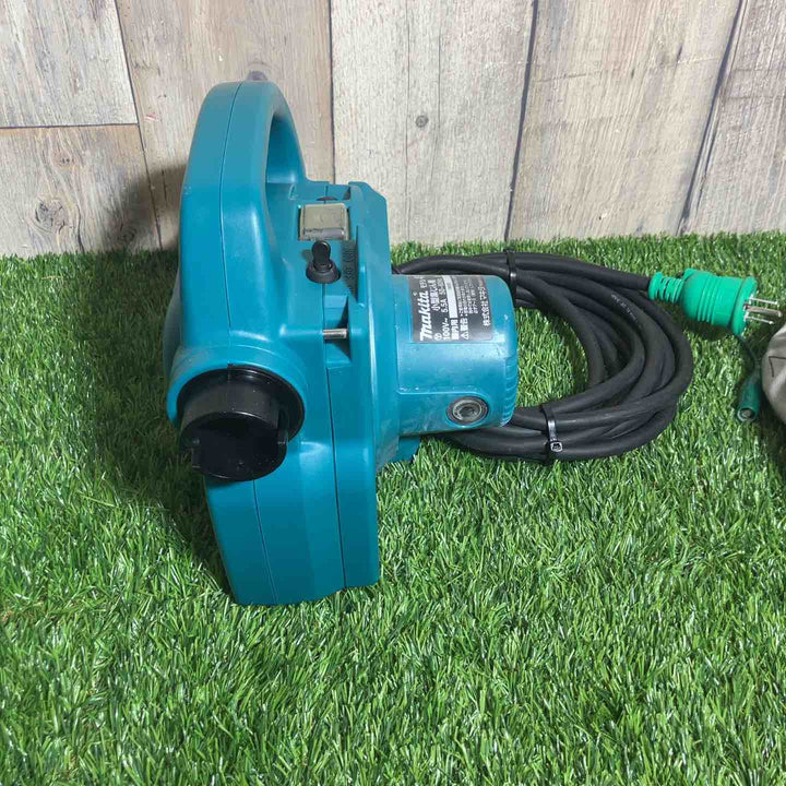★マキタ(makita) 小型集じん機 乾式 450(P) ホース欠品【戸田店】