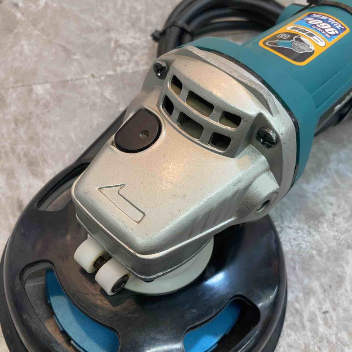 ◇マキタ(makita) 集じんカバー付きディスクサンダ 9533BSK【八潮店】