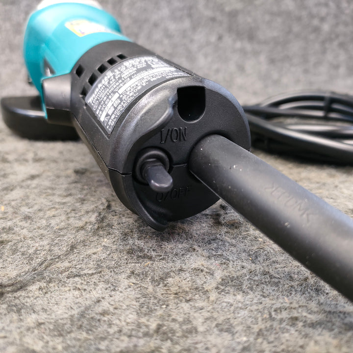 ☆マキタ(makita) 100mmディスクグラインダ 9533BL【越谷店】