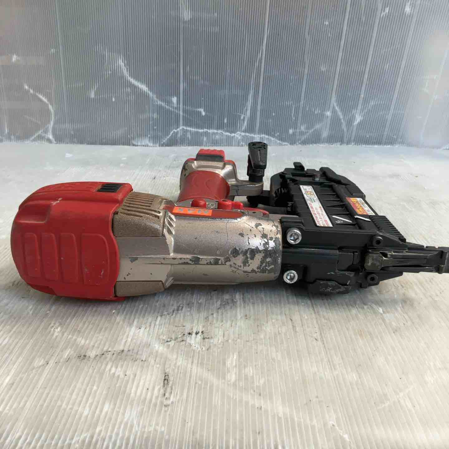 中古品】 マックス(MAX) 高圧フロアタッカ HA-50F1(D)/4MAフロア